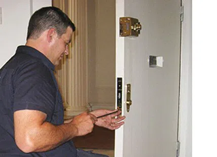  Chantilly Locksmith Service Chantilly, VA 703-270-6013